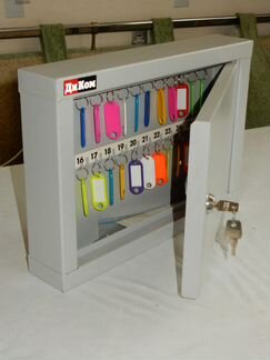 Шкаф для 40 ключей (новый)