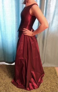 Вечернее платье