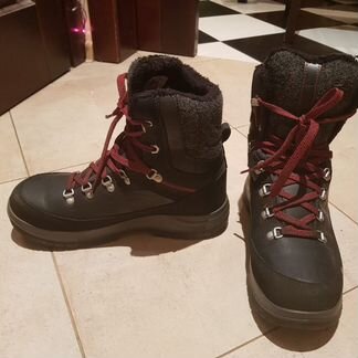 Теплые черные зимние ботики ф.Quechua 41 р