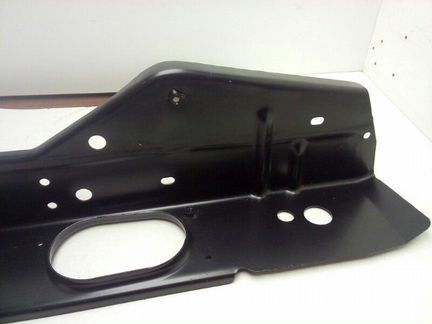 Кронштейн передней панели передний правый Suzuki