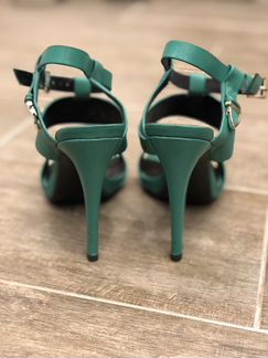 Новые босоножки Basconi натуральная кожа