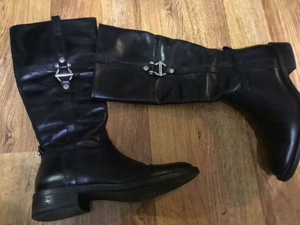 Шикарные натуральные сапоги Geox