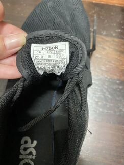 Кроссовки asics