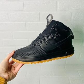 Nike Air Force 1 с мехом