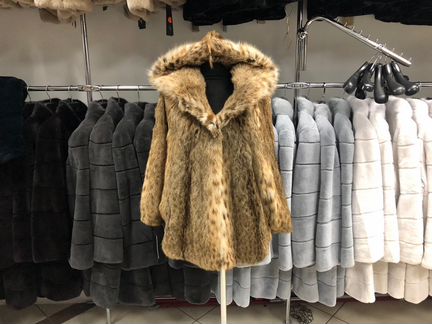 Шуба из оцелота. Пластины. Капюшон