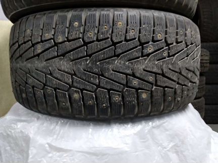 Зимние 275/40/R20- 2 шт