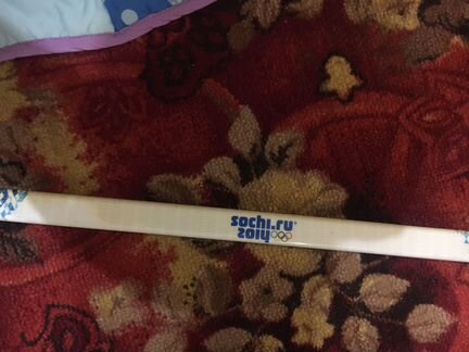 Клюшка и шайба Сочи 2014