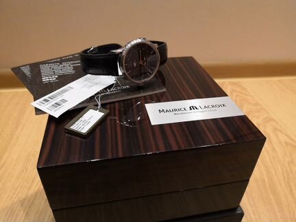 Часы Maurice Lacroix LC6068-SS001-33E