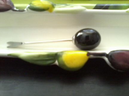 Блюдо для оливок и солений с вилочкой, керамика