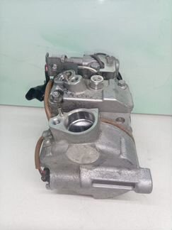 Компрессор кондиционера Mercedes W204 W212