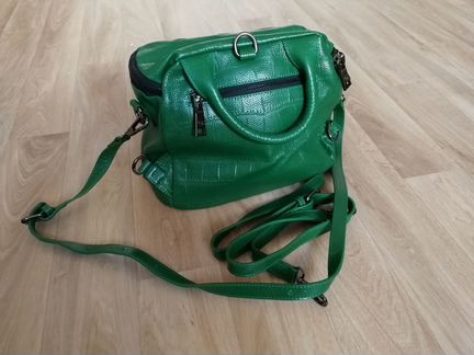 Сумка кожаная изумрудного цвета