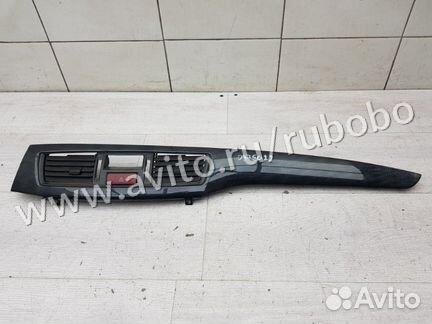 Дефлектор центральный Mitsubishi Lancer 9 4G18