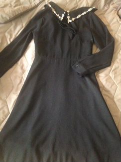 Платье черное р.42
