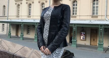 Кожаная куртка с баской