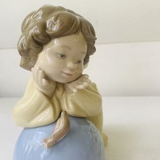 Статуэтка NAO lladro мир мечты