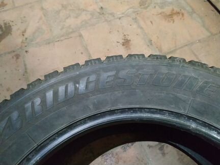 225 60 17 Bridgestone Ice Cruiser 7000