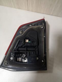 Фонарь задний левый внутренний лэнд крузер 200