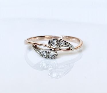 Золотое кольцо с бриллиантами