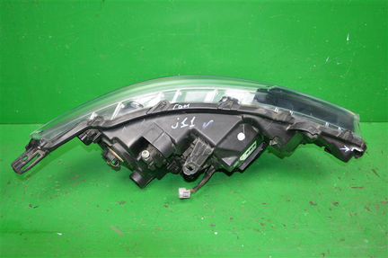 Фара левая Nissan Qashqai J11 2013