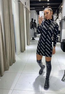 Платье Balenciaga