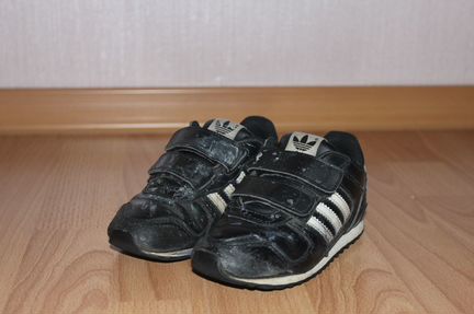 Кроссовки Adidas р.26