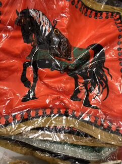 Подушки Hermès