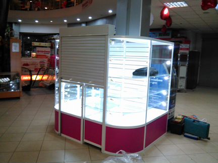 Торговый островок из профиля