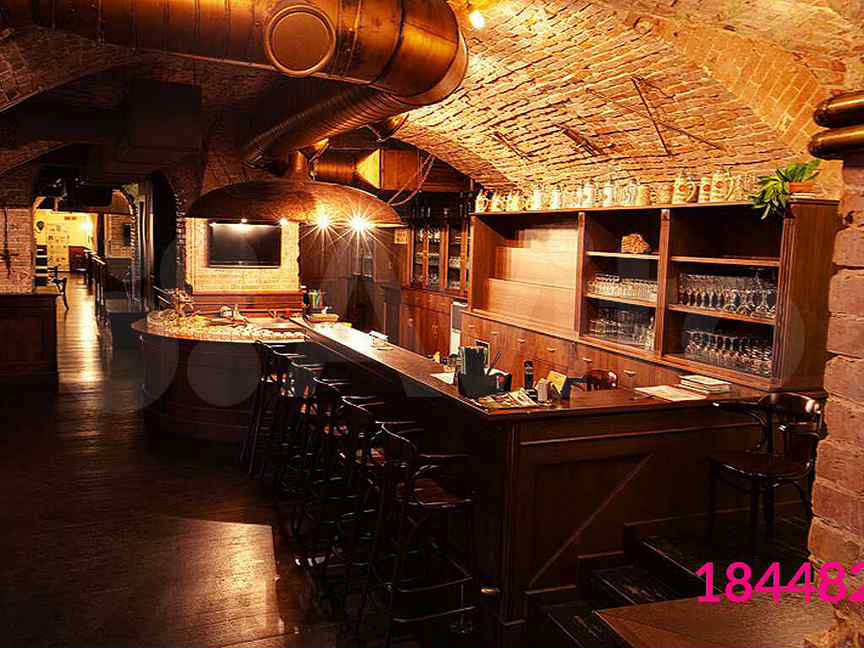 Интерьеры пивных баров. Декор для пивбара. Пивной бар г. Бар вам сюда спб. Пивной бар г.