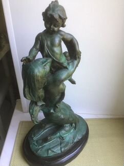 Бронзовая скульптура