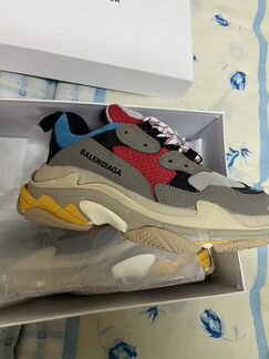 Женские кроссовки Balenciaga