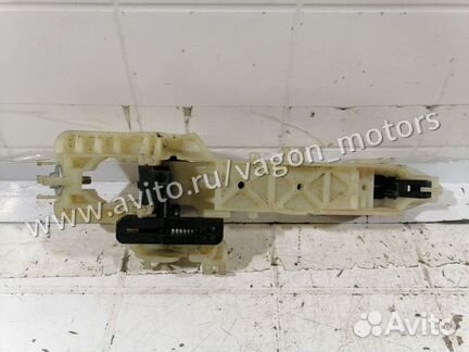 Ручка двери задняя левая Kia Sportage 3 SL