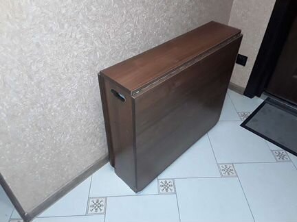 Стол книжка
