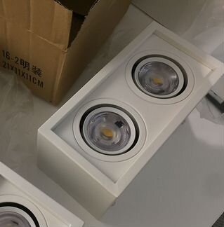 Светодиодный точечный потолочный светильник Новый