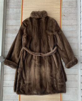 Шуба норковая б/у (р 44-46)