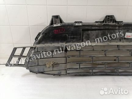 Решетка бампера передняя Kia Rio 4 седан 2017-2020