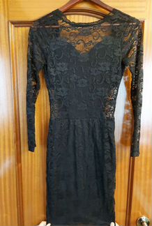 Платье нарядное 44 размер