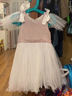 Нарядное платье для девочки 3-4 года