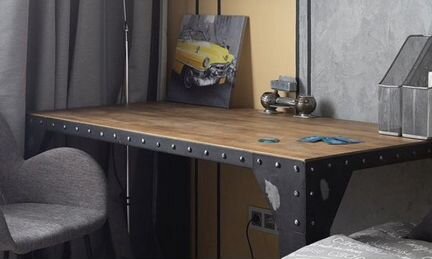 Деревянный стол из магазина loft designe