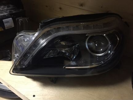 Фара на мерседес гл166 Mercedes GL166 б/у оригинал