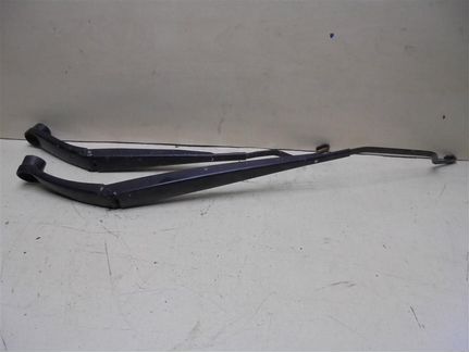 Поводок стеклоочистителя передний Kia RIO 2011)