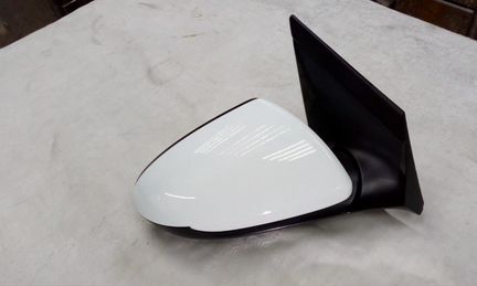 Зеркало Hyundai Solaris правое 18 г