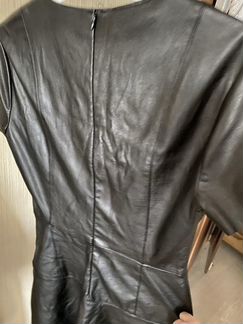 Платье из экокожи