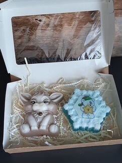 Сувенирные новогодние наборы с шарами снежинкам ик
