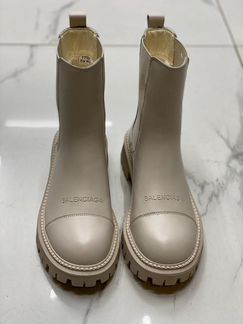Шикарные ботинки Balenciaga