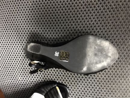 Туфли босоножки Carlo Pazolini 38