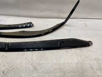 Накладка бампера Mercedes W205 C 205 AMG