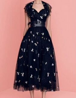 Нарядное платье Enteley с воланами