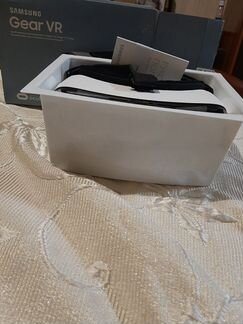 Очки виртуальной реальности samsung Gear VR (SM-R3