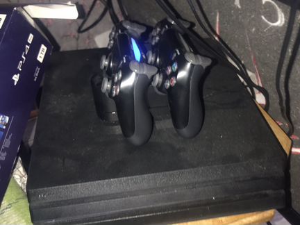PS4 Pro 1tb 4K