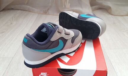 Кроссовки Nike MD Runner 7c (22,5 RUS)